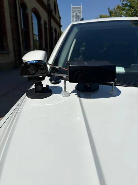 Sensor montado en el vehículo de pruebas